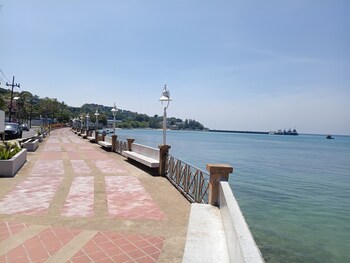 panwa sunset beachfront