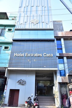 hotel emirates case