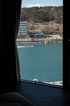 hlow busan hotel