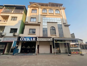 shree omkar hotel
