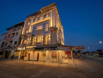 shree omkar hotel