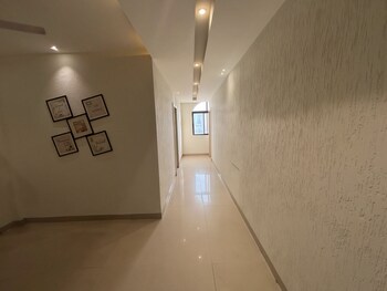 Shree Omkar Hotel,,3 star