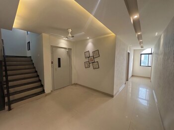 Shree Omkar Hotel,,3 star