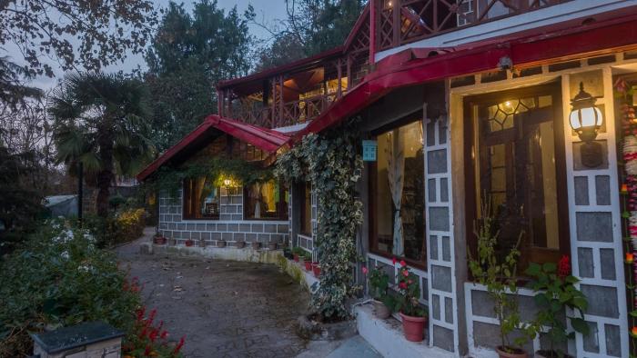 alaya stays the hive cottage
