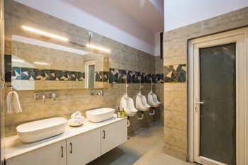 elivaas 3 bhk amber villa with pvt pool