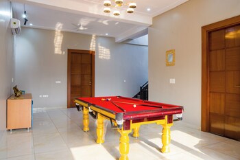 elivaas 3 bhk amber villa with pvt pool