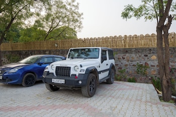 elivaas 3 bhk amber villa with pvt pool
