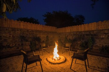 elivaas 3 bhk amber villa with pvt pool