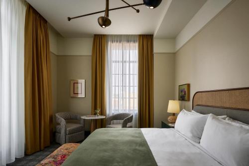 cincinnatis fidelity hotel