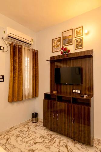 hotel pavitram the bhu stay