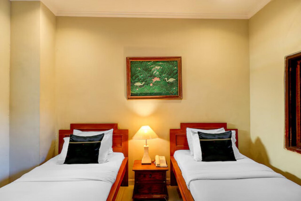 townhouse oak sus cottage near legian beach