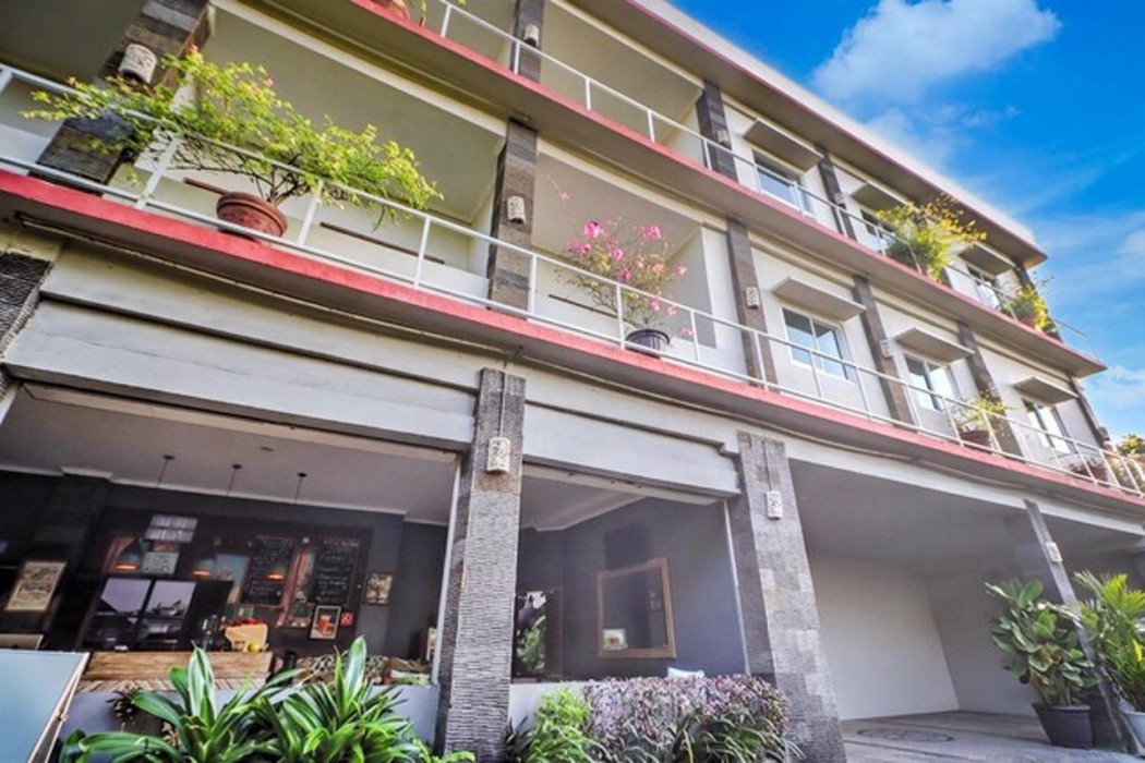 townhouse oak sus cottage near legian beach