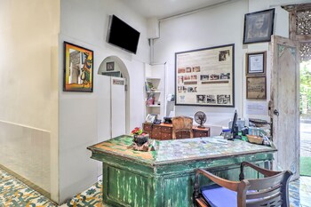 townhouse oak sus cottage near legian beach