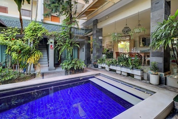 Townhouse Oak Su's Cottage Near Legian Beach,,3 star