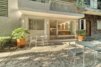 casa hugo by capitalia