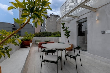 casa hugo by capitalia