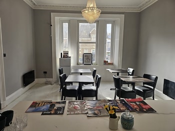 edinburgh city hotel