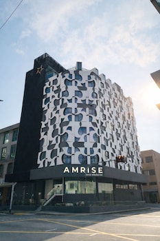 Amrise Hotel Kitchener Stay From 9Pm To 8Am,,3 star