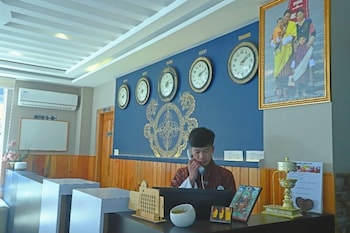 hotel center point