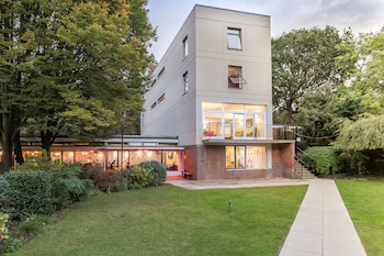 safestay london kensington holland park