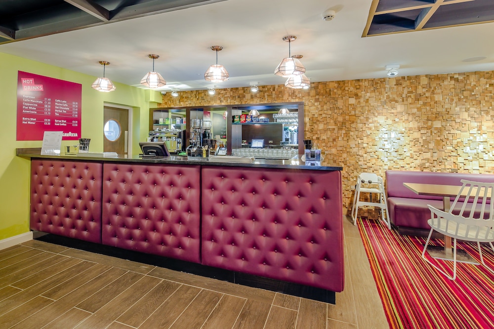 safestay london kensington holland park