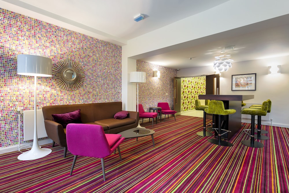 safestay london kensington holland park