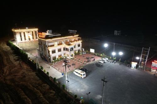vaishnavi resort