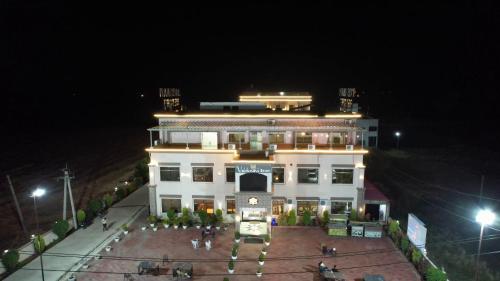 vaishnavi resort