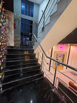 hotel plc grand
