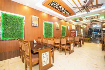 mahabhoj hotel and restaurant
