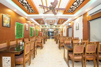 mahabhoj hotel and restaurant