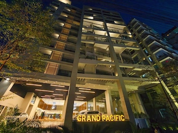 Hotel Grand Pacific,,5 star