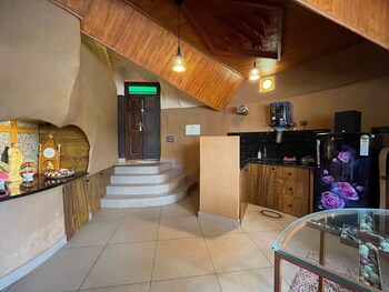 Estella,,2 star