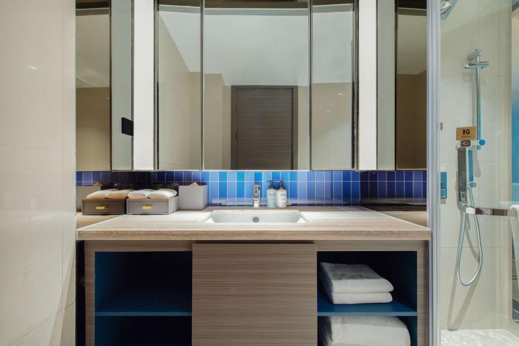 novotel dalian zhongshan square