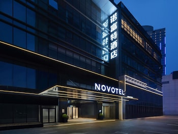 novotel dalian zhongshan square
