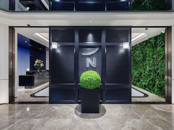 novotel dalian zhongshan square