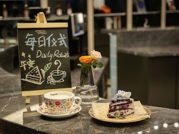 novotel dalian zhongshan square
