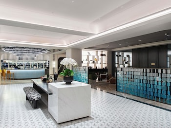 novotel dalian zhongshan square
