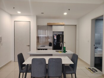 the luxe suites at trion kl