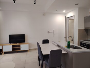 the luxe suites at trion kl