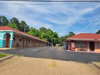 Relax Inn Daingerfield Near Mount Pleasant Tx,,2 star