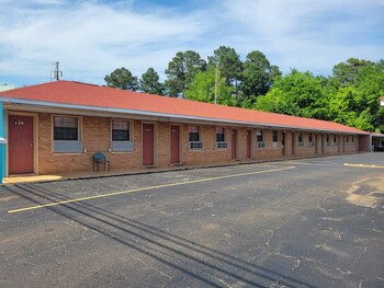 relax inn daingerfield near mount pleasant tx