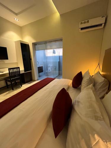 teestone hotels and apartment ikeja