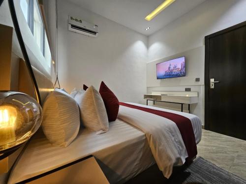 teestone hotels and apartment ikeja