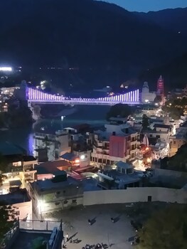 The Great Garuda Hotel,,3 star