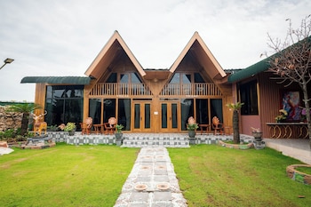mik resort and hotel