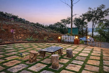 Vayati Villa,,2 star