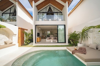 Villa Enola Uluwatu,,4 star