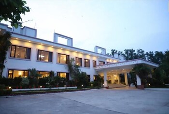 a s hotels khajuraho