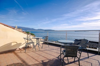 magnifica terrazza lake view and wi fi